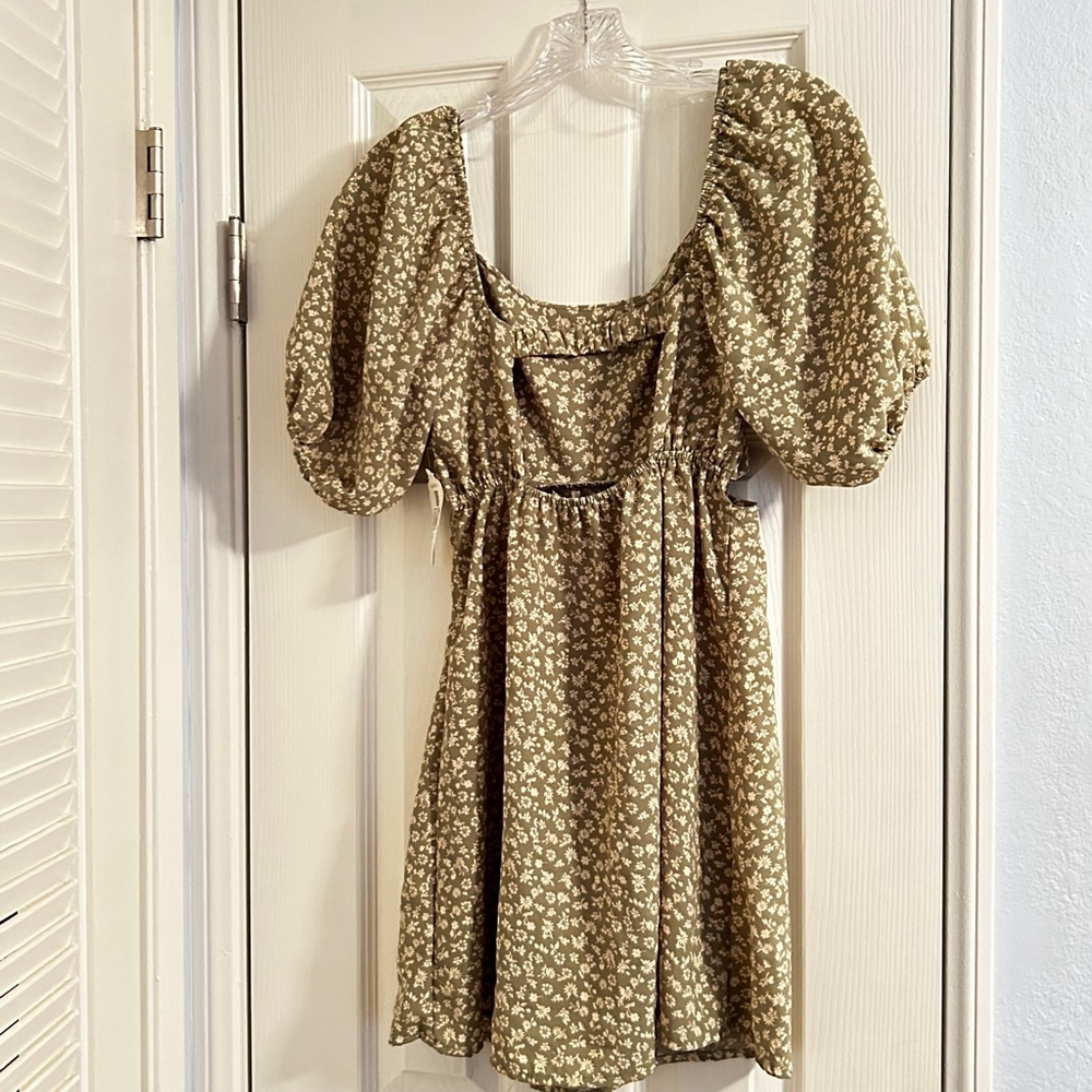 NWT altar’d state Floral Mini Dress, XS, Ivory and Sage - Picture 5 of 11